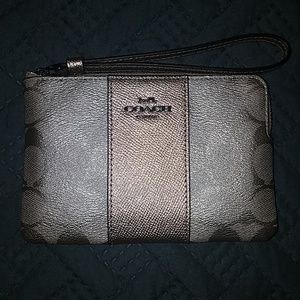 Coach Wristlet NWT Champagne